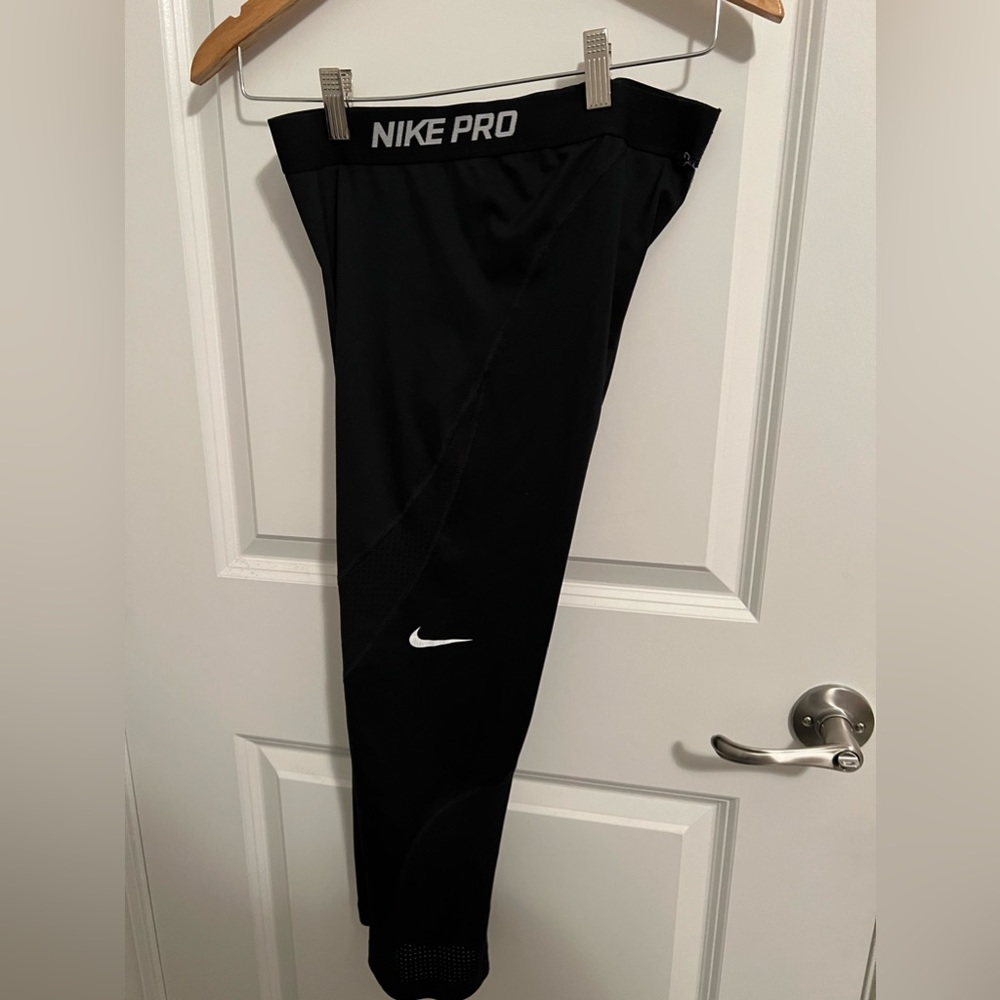 Nike Pro crop leggings